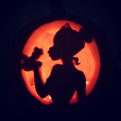 the best way to celebrate halloween Disney style? Princess and the Frog pumpkin!  -Lauren Muir Pumpkin Carving Ideas Ratatouille, Tangled Sun Pumpkin Carving, Princess And The Frog Pumpkin Carving, Disney Theme Pumpkin Carving, Princess Pumpkin Carving Ideas, Ballerina Pumpkin Carving, Halloween Pumpkins Carvings Disney, Pumpkin Carving Ideas Repunzel, Disney Pumpkins Carvings