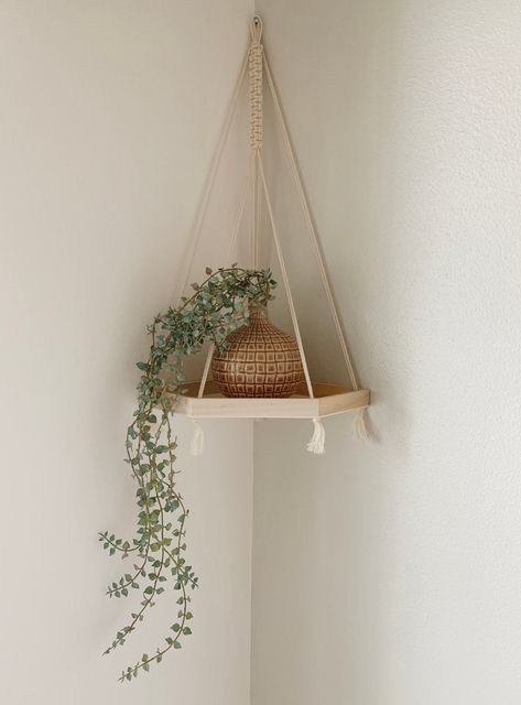 Corner Shelf Options That Blend Function and Style Shelf Macrame, Ladder Shelf Diy, Corner Shelf Ideas, Macrame Hanging Shelf, Macrame Shelf, Modern Wall Shelf, Shelf Hanging, Shelf Floating, Floating Shelves Bathroom