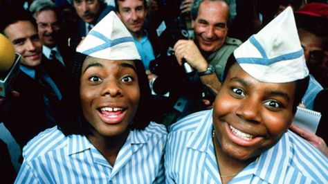 Burger Secret Sauce, Good Burger Movie, Kenan E Kel, Welcome To Good Burger, Kel Mitchell, Comedy Movies On Netflix, Secret Sauce Recipe, Kenan And Kel, Good Comedy Movies