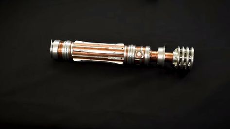 Leia Organa Lightsaber, Princess Leia Lightsaber, Gold Lightsaber, Leia Lightsaber, Fem Fatale, Jedi Lightsaber, General Leia Organa, Leia Organa, Star Wars Episodes