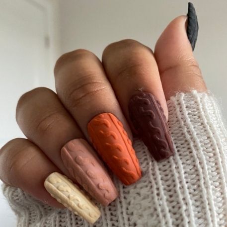 Thanksgiving Sweater Nails, November Themed Nails, Coffin Thanksgiving Nails, Cute Thanksgiving Nails Acrylic, Fall Themed Nails Acrylic, Turkey Nails Designs, Fall Theme Nails, Nail Designs Thanksgiving, Thanksgiving Nails Easy