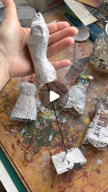 Heinz & Brummel on Instagram: "Startet a small Taylor’s bust and more tiny paper dresses today 🗞️  • • • #paperdress #paperfashion #paperlove #paperart #papiermache #vintagefashion #heinzundbrummel" Paper Mache Angels Diy, Paper Mache Dolls Tutorial, How To Make A Paper Doll, Doll Making Ideas, Papier Mache Art Ideas, Paper Doll Making, Paper Dress Art, Art Mannequin, Paper Doll Craft