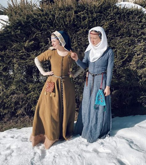 10th Century Fashion, 13th Century Clothing Women, 9th Century Clothing, 13th Century Dress, 13th Century Fashion, 12th Century Fashion, Medieval Women Dress, Tudor Clothing, 13th Century Clothing