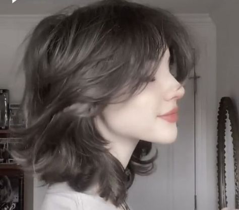 Grunge Haircut, Short Grunge Hair, Short Hair Tomboy, 일본 패션, Hair Inspiration Short, Wolf Cut, Shot Hair Styles, Hair Stylies, Haircuts Straight Hair