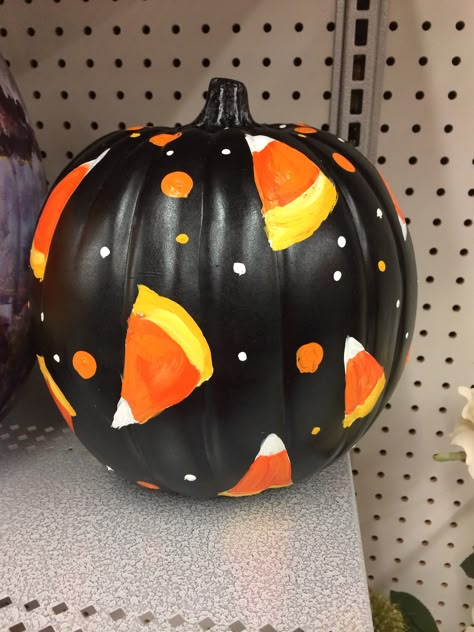 Candy Corn Painted Pumpkins, Pumpkin Painting Ideas Candy Corn, Black Pumpkins Ideas, Pumpkin Decorating Paint Simple, Candy Corn Pumpkin Painting, Easy Painting Pumpkin Ideas For Kids, Easy Painting Pumpkins Ideas Diy, Black Pumpkin Painting Ideas, Cute Pumpkin Painting Ideas Easy