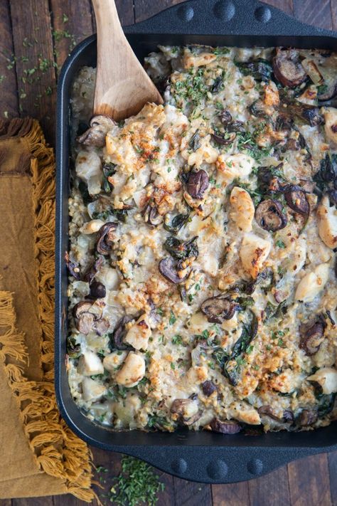 Chicken Brown Rice Casserole, Brown Rice Casserole Recipes, Mushroom Brown Rice, Gf Entrees, Mushroom And Chicken, Creamy Chicken Mushroom, Chicken Mushroom Casserole, Chicken Entree, Chicken Brown Rice