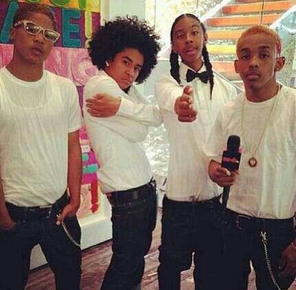 Mindless Behavior lol Princeton looks like a mad four year old but still love him Mindless Behavior 2014, Ray Ray Mindless Behavior, 2000s Rap Aesthetic, Mindless Behavior Princeton, Back To Blonde, Famous Guys, Princeton Perez, Mindless Behavior, 2013 Swag Era