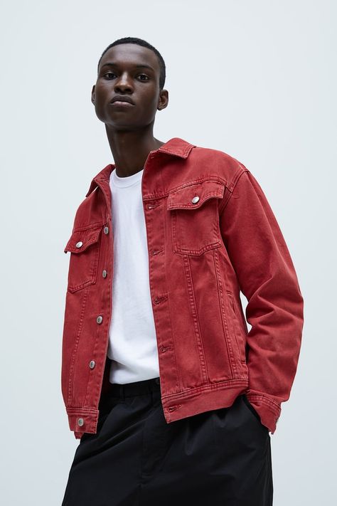 SOLID COLOR BASIC DENIM JACKET Red Denim Jacket Outfit, Sewing Styles, Coloured Denim Jacket, Coloured Denim, Red Denim Jacket, Denim Jacket Outfit, Painted Denim Jacket, Structured Jacket, Red Denim