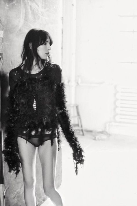 Jamie Bochert, Celine Dress, Big Brown Eyes, Alexander Mcqueen Dresses, Christian Dior Haute Couture, Fashion Editor, 2016 Fashion, Paris Fashion, Editorial Fashion