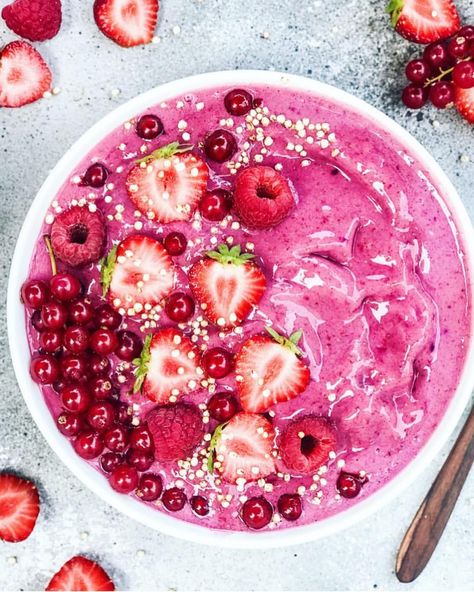 Dream Breakfast, Pitaya Bowl, Acai Bowls, Meal Prep Clean Eating, Second Breakfast, Smoothie Bowls, Eat The Rainbow, Nice Cream, Fruit Platter