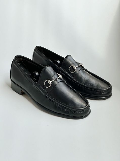 GUCCI Horsebit Loafers Tom Ford shoes leather vintage Prada Vintage Gucci Loafers, Gucci Menswear, Gucci Horsebit Loafers, Horsebit Loafers, Tom Ford Shoes, Vintage Prada, Gucci Loafers, Gucci Horsebit, Casual Leather Shoes