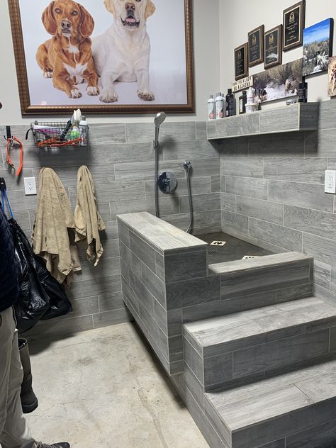 Dog Wash With Steps, Elevated Dog Washing Station, Pet Wash Station, Outside Dog Bathroom Area, Custom Dog Wash Station, Pet Bathing Station, Washroom With Dog Bath, Dog Bath Station In Garage, Custom Dog Bathing Station