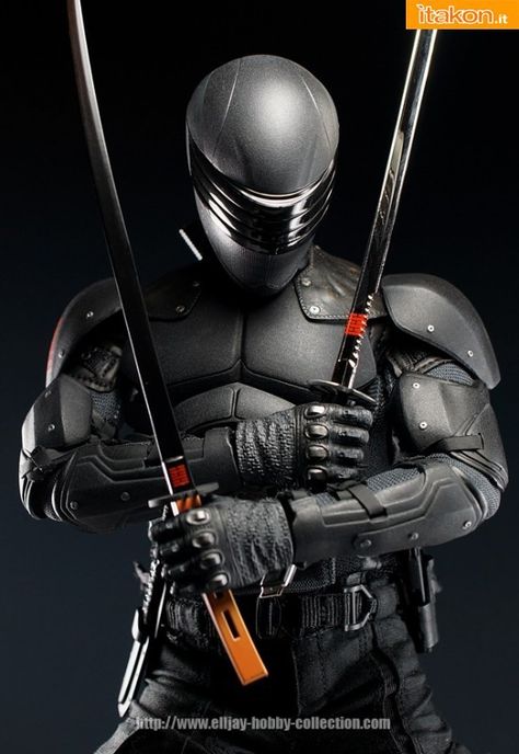 Snake Eyes is the G.I. Joe Team's ultimate ninja commando, martial-arts specialist, hand-to-hand combat instructor and apparent heir of the Arashikage Ninja Clan. Ray Park, Joe Movie, Dark Hero, Gi Joe Movie, Hero Games, Ninja Art, Snake Eyes, G I Joe, Art Dark