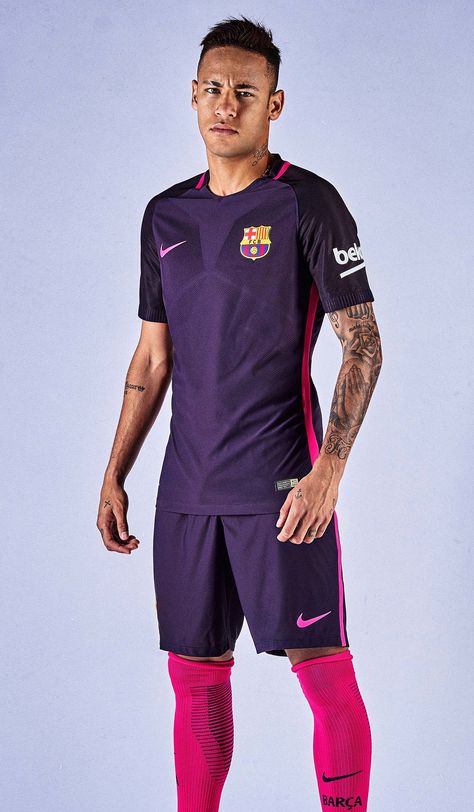 Neymar w/ Barcelona 206-2017 Away Neymar 2017, Barcelona Football Kit, Sergio Busquets, Barcelona 2016, Neymar Barcelona, Neymar Brazil, Paris Saint Germain Fc, Cr7 Messi, Barcelona Fc