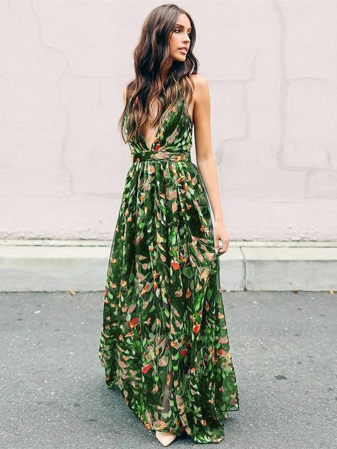 Bohemia Floral V Neck Backless Maxi Dress Bohemian Holiday, Bohemian Dresses Long, Boho Chique, Boho Mode, Beauty Dress, Backless Maxi Dresses, Maxi Robes, Vacation Dresses, Boho Casual