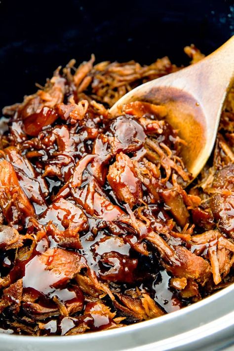 Pulled Pork Recipes Easy, Pork Crock Pot, Asian Pulled Pork, Pork Crock, Slow Cooker Asian, Pulled Pork Tacos, Pork Recipes Easy, Asian Pork, Carlsbad Cravings