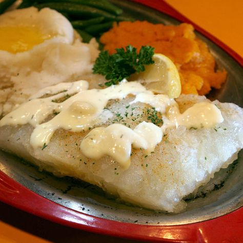 Lutefisk Recipe, Norwegian Food, Scandinavian Food, Best Wallpapers, Nigerian Food, Fish Recipe, Easy Bread, Specialty Foods, White Meat