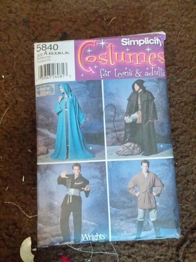 Simp 5840 using the cloak pattern for McGonagall's robe. Professor Mcgonagall Costume Diy, Professor Mcgonagall Costume, Mcgonagall Costume, Hooded Capelet Pattern Sewing, Jedi Cloak, Professor Mcgonagall Maggie Smith, Minevera Mcgonagall, Hooded Capes, Professor Sprout