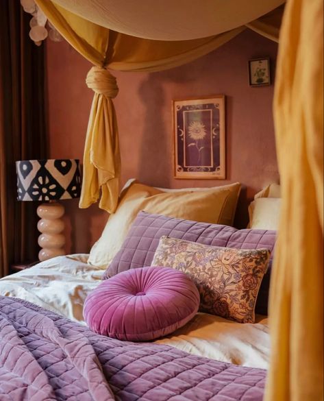 Eclectic Terracotta Bedroom, Bedroom Ideas With Flowers, Terracotta And Purple Bedroom, Rusty Pink Bedroom, Yellow And Purple Room, Marigold Bedroom, Small Lounge Area, Arabian Nights Bedroom, Violet Bedroom