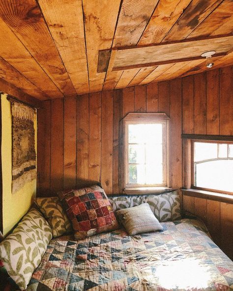 Loft Nook, Communal Table, Sleeping Loft, Cabin Living, Poured Concrete, Little Cabin, Hanging Flowers, Cabin Life, Rustic Cabin