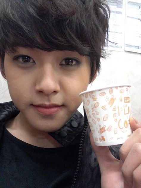 Dongho Inside The Bus, U Kiss, Kim Kibum, Taxi Driver, I Miss Him, The Bus, Forever Love, Kiss