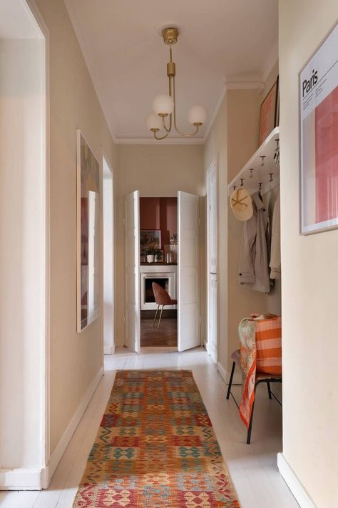 Nordic Apartment, Hallway Colours, Apartment Entryway, Room Of One's Own, Hallway Design, Interior Windows, Renovated Apartment, Color Accents, Small Hallways