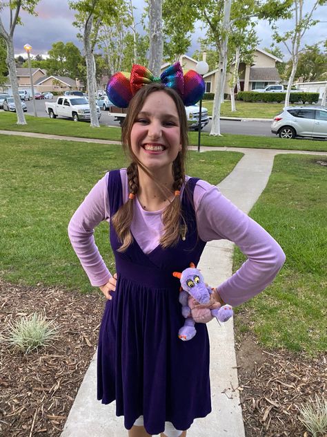 #figment#disneybound Figment Disneybound, Everyday Cosplay, Disney Bounding, Dapper Day, Fun Activities To Do, Activities To Do, Having A Blast, Movie Theater, Walt Disney World