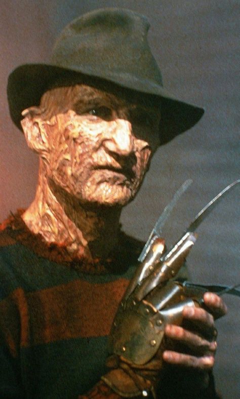 Freddy Krueger Kylie Jenner Halloween, Freddie Kruger, Dream Warriors, Robert Englund, A Nightmare On Elm Street, Horror Icons, Creatures Of The Night, Elm Street, Nightmare On Elm Street