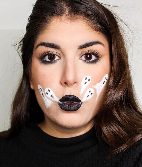 Ghost Face Paint, Makeup Ideas Looks, Best Halloween Makeup, Ghost Makeup, Halloween Makeup Look, Holloween Makeup, 2020 Makeup, Halloween Makeup Ideas, Halloween Makeup Pretty