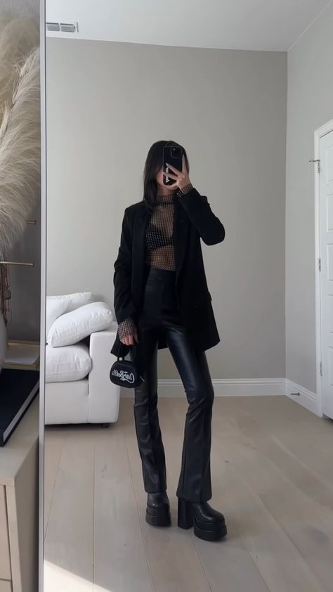 Black Outfits Sparkly, Long Boots Night Outfit, Black Leader Pants Outfit, Winter Night Out Outfits For Women, Elegant Rocker Outfit, Fancy Goth Outfits, Black Outfits Edgy, Dark Feminine Fashion, Heeled Boots Outfit