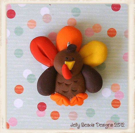 Turkey Party, Homemade Earrings, Turkey Crafts, Halloween Clay, Polymer Clay Ornaments, Polymer Clay Figures, Sculpey Clay, Christmas Clay, Polymer Clay Christmas