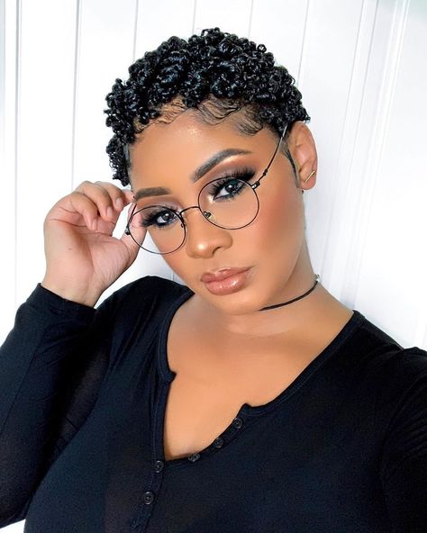 Cute Hairstyles With Weave, Black Short Hairstyles, Hair Definition, Hairstyles With Weave, Hairstyle Women Round Face, Big Chop Hairstyles, 27 Piece Hairstyles, Big Chop Natural Hair, Short Hairstyles For Black Women