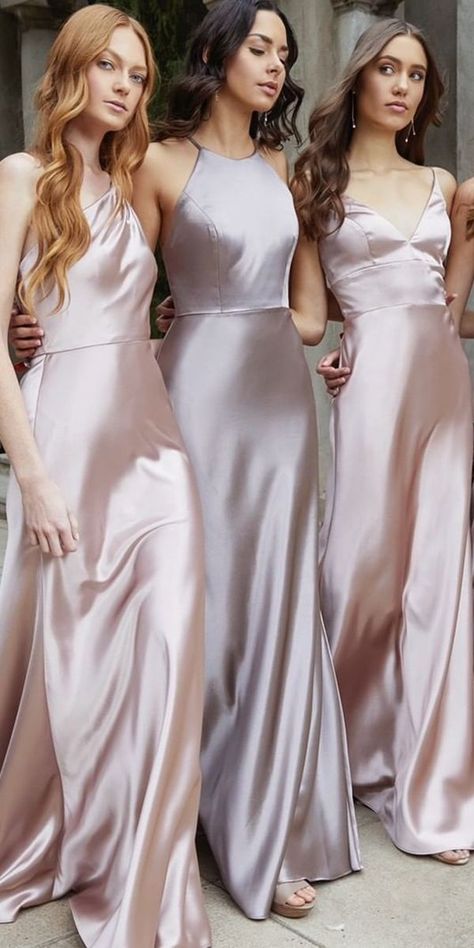 15 Ideas For Long Bridesmaid Dresses ❤ long bridesmaid dresses simple beach rustic silk jennyyoonyc❤ #weddingdresses Rustic Bridesmaid Dresses, Rustic Bridesmaids, Women Standing, Silk Bridesmaid Dresses, Wedding Dress Black, Bridesmaid Dresses Satin, Blush Bridesmaids, Mismatched Bridesmaids, Wedding Dress Guide