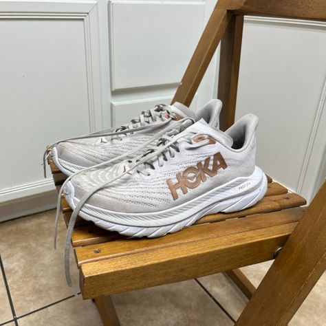 Men's Hoka Mach 5 (Size 9) Hoka Mach 5, Hoka Running, Hoka One One, Hoka Running Shoes, Running Shoes, Walking, Copper, Running, Closet