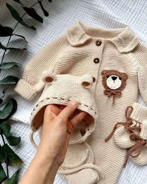 🧸 Teddy Bear Baby Outfit, Knitted Newborn Outfit, 🧶 #knitgrit1970 Yarn Clothes, Knitted Baby Outfits, Baby Hospital Outfit, Neutral Clothing, Newborn Clothing, Baby Coming Home Outfit, Gender Neutral Clothes, Expecting Mom Gifts, Hospital Outfit