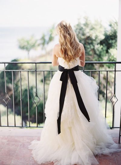 Wedding Dresses With Black, Bride Dress Black, Wedding Dress With Black, Classic White Wedding, Monochrome Weddings, Black Wedding Dress, Wedding Dresses Vera Wang, Sonoma Wedding, All White Wedding