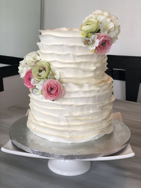 Buttercream ruffles wedding cake. Buttercream Ruffle Wedding Cake, Wedding Cake With Ruffles, Ruffle Cake Buttercream, Jojo Wedding, Rosette Wedding Cake, Cake Ruffles, Buttercream Ruffle Cake, Ruffled Wedding Cake, Buttercream Ruffles