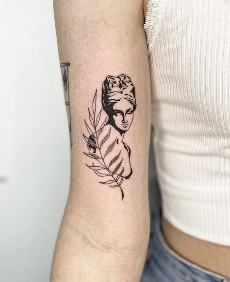 Tattoo Ideas Aphrodite, Greek Mural Tattoo, Feminine Greek Tattoo, Aphrodite Bust Tattoo, Old Art Tattoo, Greek Tattoos Mythology Goddesses, Athena Statue Tattoo, Aphrodite Statue Tattoo, Virgo Maiden Tattoo