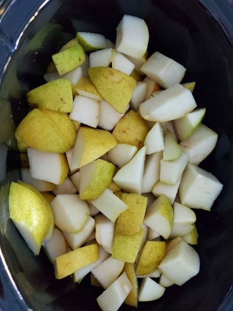 Crockpot Pear Butter Canning, Pear Butter Recipe Canning Crock Pot, Pear Butter Recipe Crockpot Canning, Pear Bbq Sauce Recipe, Asian Pear Butter Recipe, Crock Pot Pear Butter Recipe, Crockpot Pear Preserves, Pear Sauce Crockpot, Pear Butter Crock Pot