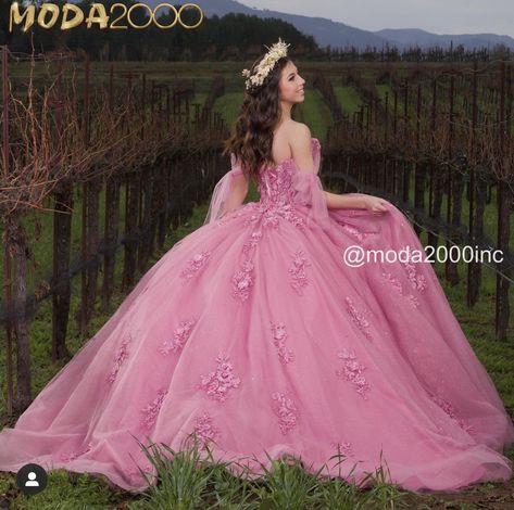 Dusty Rose Quince Dress, Rose Pink Quinceanera Dresses, Dusty Pink Quinceanera Dresses, Moda 2000 Quinceanera Dresses Pink, Prom Dresses Cinderella, Hot Pink Quince Dress, Dark Pink Quinceanera Dresses, Off The Shoulder Quince Dress, Hot Pink Quinceanera Dresses