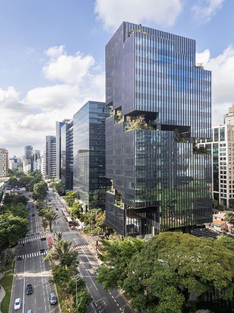 Image 1 of 18 from gallery of Bosco Corporate Building / aflalo/gasperini arquitetos. Photograph by Pedro Mascaro Corporate Building, Plot Of Land, Pritzker Prize, Public Architecture, Landscape And Urbanism, Chicago Architecture, Cultural Architecture, Arch Daily, Education Architecture