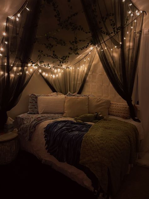 Sloped Ceiling Bedroom Canopy, Canopy Bed Slanted Ceiling, Floating Bed Canopy, Canopy Bed Attic Slanted Ceiling, Room Decor Bedroom Slanted Ceiling, Bed Canopy Black, Canopy Bed Grunge, Goth Bed Canopy, Canopy Bed Aesthetic Dark