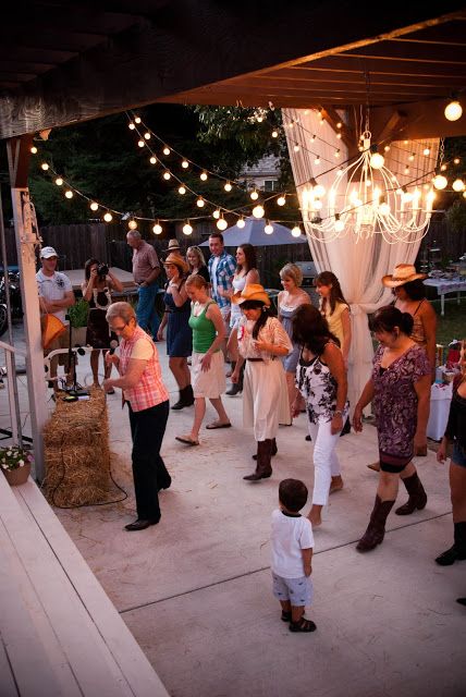 Country Backyard Birthday Party. #farmparty #stringlights Backyard Western Party, Country 40th Birthday Party Ideas, 18ty Birthday, Ho Down Party Ideas, Country Birthday Party Ideas, Square Dance Party, Hoedown Party Ideas, Country Hoedown Party, Country Western Parties