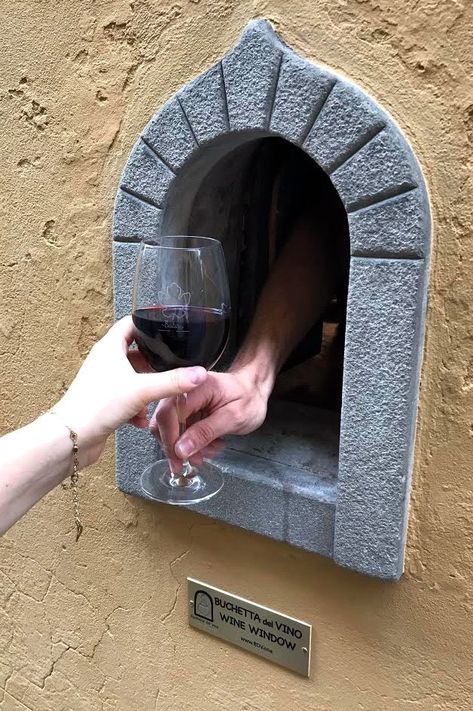 Outdoor Wine Bar, Florence Italy Travel, Italy Vibes, Italy Summer, Italy Aesthetic, Beautiful Streets, Italian Summer, Northern Italy, Florence Italy