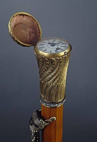 Cane With A Clock, England Circa 1700's | Gryphons Nest | Flickr Beautiful Trinkets, Hantverk Diy, Steampunk Crafts, Gold Clock, Canes And Walking Sticks, Wooden Walking Sticks, Walking Sticks And Canes, Canes & Walking Sticks, Time Keeper