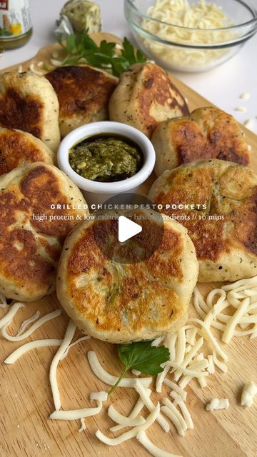 Anastasia D’Amario | healthy recipes on Instagram: "🍗 GRILLED CHICKEN PESTO POCKETS ↓ FOLLOW @fitfoodiestasia for more healthy + easy recipes! 

if you have leftover chicken — or maybe you need an excuse to make chicken 🥲 — make these quick and easy, cheesy grilled chicken pesto pockets! (idk what to call them, okay!?) 

these are *chefs kiss* 😮‍💨🤌🏼 they’re low calorie, ready in under 10 mins, pack 18g of protein, and are super filling! plus you can just prep these and freeze for later, which makes them so convenient! 

📌recipe is pinned below! ⬇️ FOLLOW @fitfoodiestasia for more healthy + easy recipes, and let’s hit our health goals together! 

•

#healthyrecipes #easyrecipes #healthyhotpockets #pesto #healthypizza #highprotein #highproteinlowcarb #lowcaloriemeals" Chicken Pesto Pockets, Grilled Chicken Pesto Pockets, Chicken Pockets, Healthy Pizza, Leftover Chicken, Pesto Chicken, Mediterranean Diet Recipes, High Protein Recipes, Low Calorie Recipes