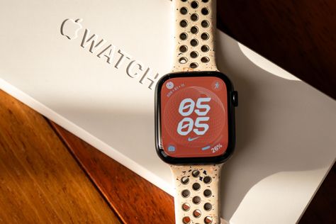 Apple Watch Series 9 review: Why I'm not settling for the less expensive models in 2024 | ZDNET Not Settling, Custom Watch Faces, Computer Science Degree, Apple Technology, Popular Workouts, Productivity Tools, Apple Watch Models, Track Workout, Party Apps