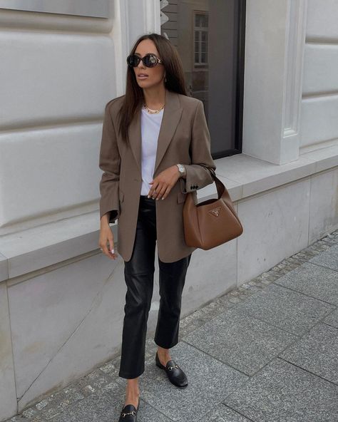 Irin on Instagram: “The Curated is now launched at Galeries Lafayette in Paris 🤎 wearing @shopthecurated classic blazer in dark taupe” Dark Taupe Outfit, Dark Beige Blazer Outfit, Taupe Blazer Outfit Work, Taupe Blazer Outfits Women, Classic Blazers For Women, Spring Style 2023 Women, Taupe Blazer Outfit, Modern Office Outfits Women, Beige Blazer Outfit