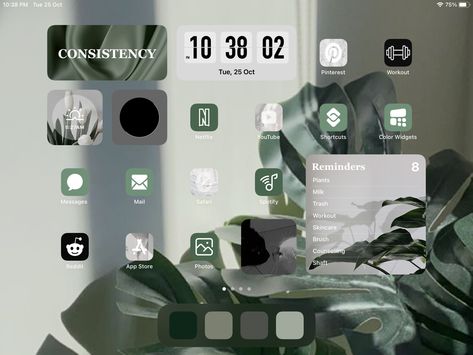 Ipad Theme Ideas Aesthetic Green, Ipad Pro Home Screen Layout Aesthetic, Ipad Home Screen Layout Aesthetic Green, Aesthetic Ipad Homescreen Layout Green, Ipad Homescreen Ideas Aesthetic Green, Green Ipad Homescreen, Ipad Aesthetic Green, Ipad Homescreen Ideas Green, Green Ipad Aesthetic