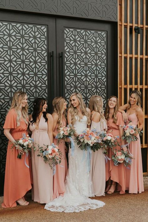 These bridesmaids looked stunning in mismatched pink and coral dresses at this desert wedding | Image by Kayla Fisher Photography Pink Bridesmaid Dresses Mismatched, Mix Match Bridesmaids, Women Standing, Peach Bridesmaid, Peach Bridesmaid Dresses, Coral Bridesmaid, Coral Bridesmaid Dresses, Mismatched Bridesmaids, Boda Mexicana